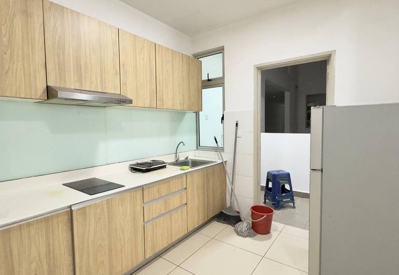 Meridin Bayvue Apartment