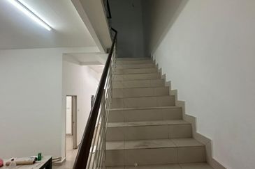 Austin Residence @Taman Mount Austin