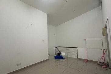 Austin Residence @Taman Mount Austin