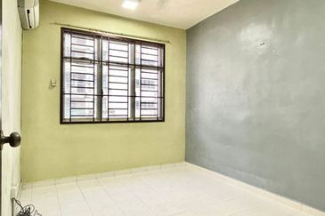 Villa Krystal, Bandar Selesa Jaya