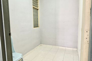 Villa Krystal, Bandar Selesa Jaya