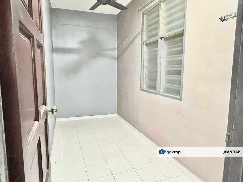 Villa Krystal Apartment 3+1BR , Johor, Skudai