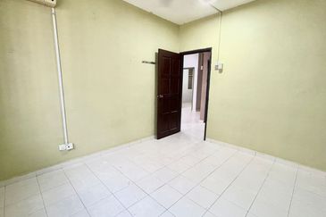 Villa Krystal, Bandar Selesa Jaya