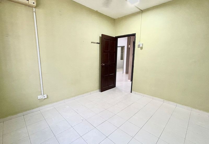 Villa Krystal, Bandar Selesa Jaya