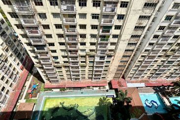 Villa Krystal, Bandar Selesa Jaya