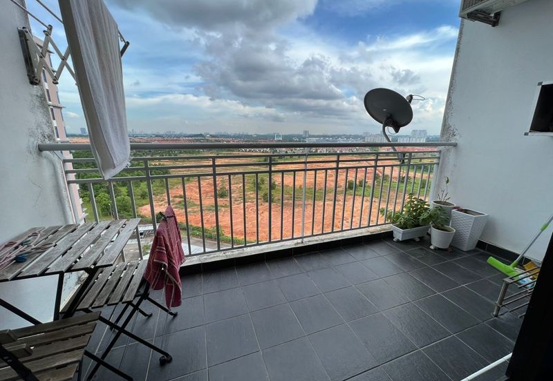 Seri Austin Luxury Apartment