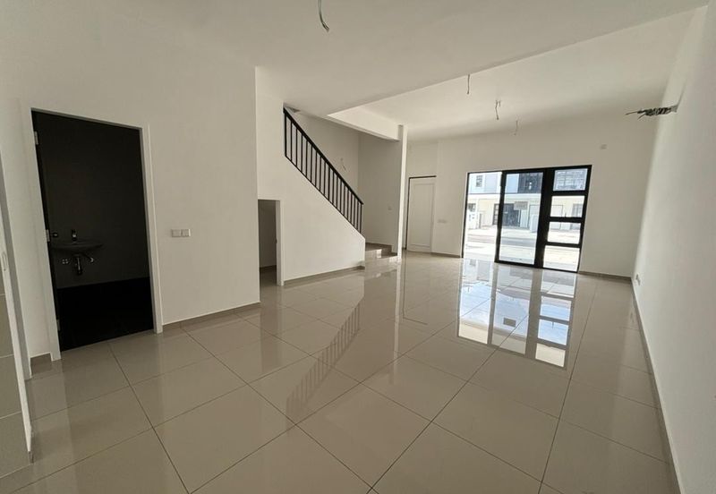 Tate Dalton @ Eco Botanic 2