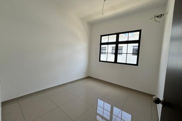 Tate Dalton @ Eco Botanic 2