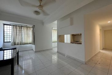 The Country Towers Condominium