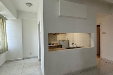 The Country Towers Condominium