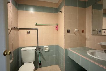 The Country Towers Condominium