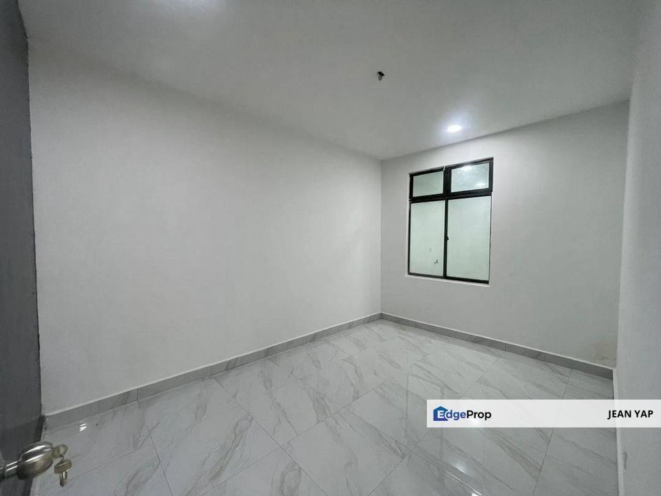 Jln Permatang Tmn Perling 2.5Storey, Johor, Johor Bahru