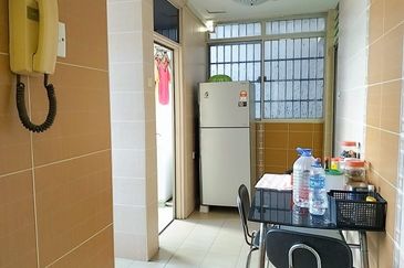 The Country Towers Condominium