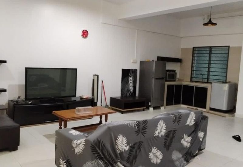 Akademik Suite @ Mount Austin