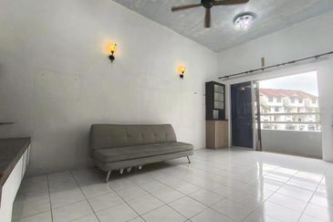 Summer Park Townhouse (Pangsapuri Alam Jaya), Bandar Baru Seri Alam