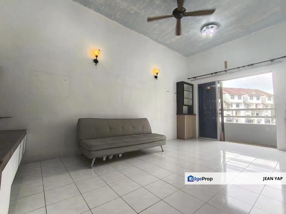 Summer Park Townhouse Seri Alam 1st Floor, Johor, Masai