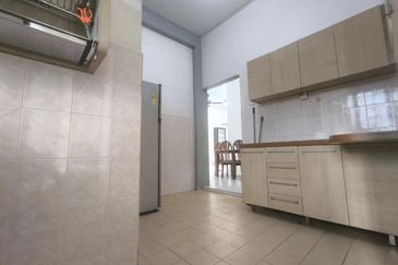 Summer Park Townhouse (Pangsapuri Alam Jaya), Bandar Baru Seri Alam