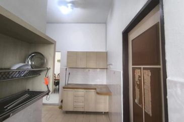 Summer Park Townhouse (Pangsapuri Alam Jaya), Bandar Baru Seri Alam