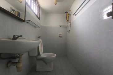 Summer Park Townhouse (Pangsapuri Alam Jaya), Bandar Baru Seri Alam