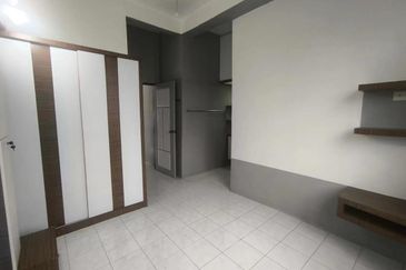 Summer Park Townhouse (Pangsapuri Alam Jaya), Bandar Baru Seri Alam
