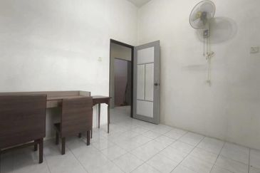 Summer Park Townhouse (Pangsapuri Alam Jaya), Bandar Baru Seri Alam