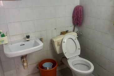 Sri Lanang Flat (Rumah Pangsa Sri Lanang)