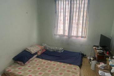 Sri Lanang Flat (Rumah Pangsa Sri Lanang)