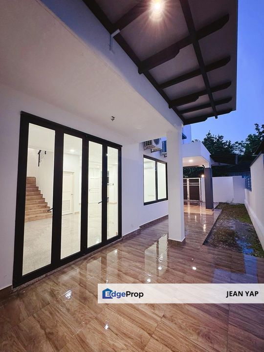 Adda Height Cluster House , Johor, Johor Bahru