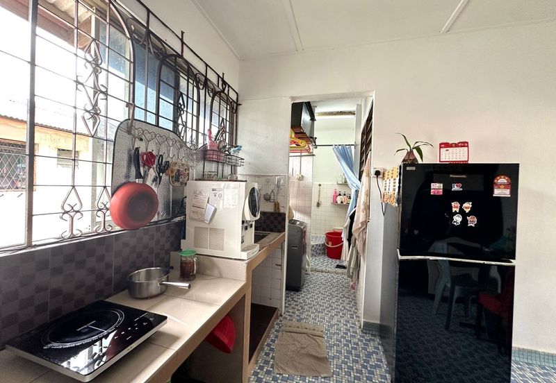 Flat Taman Ungku Tun Aminah