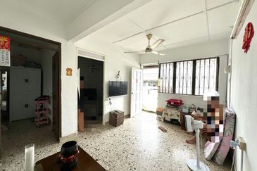 Flat Taman Ungku Tun Aminah