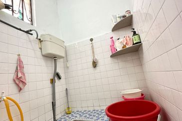 Flat Taman Ungku Tun Aminah