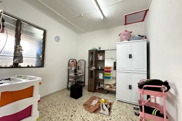 Flat Taman Ungku Tun Aminah