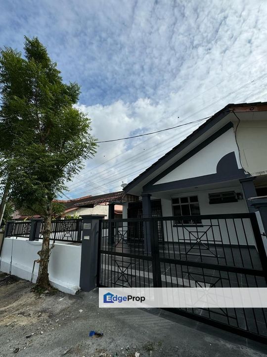 Jalan API API single storey semi D, Johor, Masai