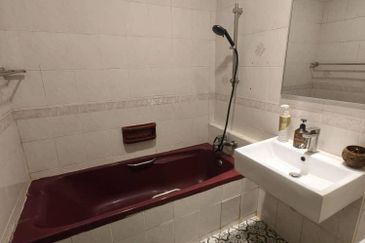 Mewah View Luxurious Apartments