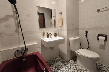 Mewah View Luxurious Apartments