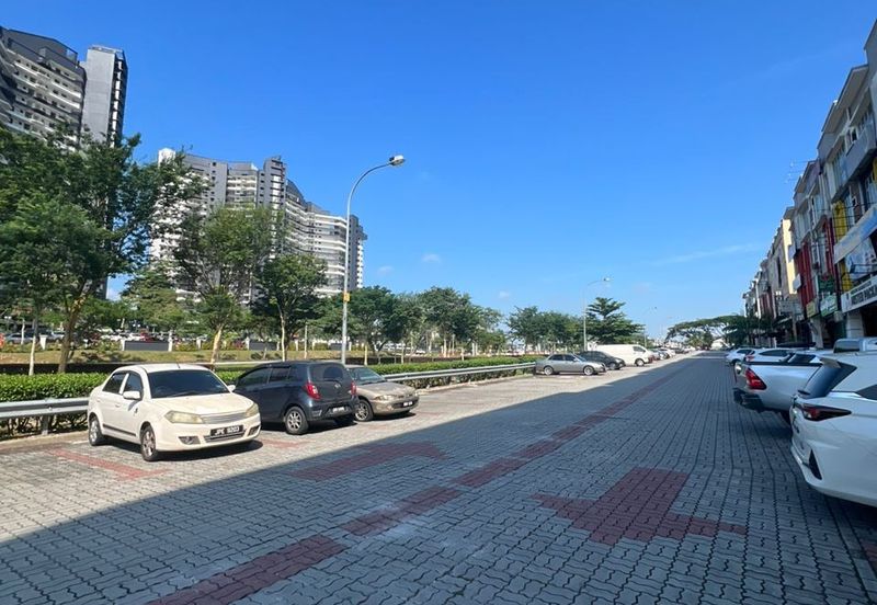 Bina Park, Bandar Seri Alam