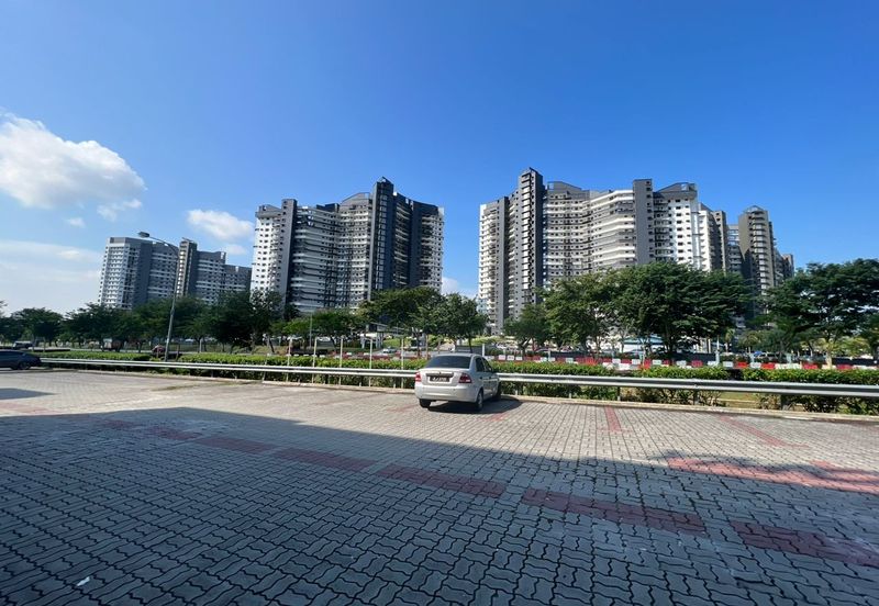 Bina Park, Bandar Seri Alam