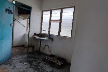 Flat Taman Ungku Tun Aminah