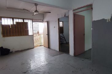 Flat Taman Ungku Tun Aminah