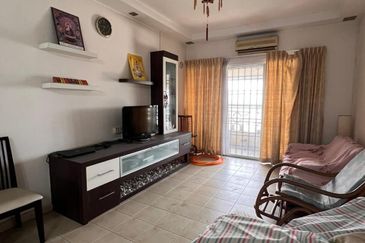 Prima Regency (Dorchester Court)