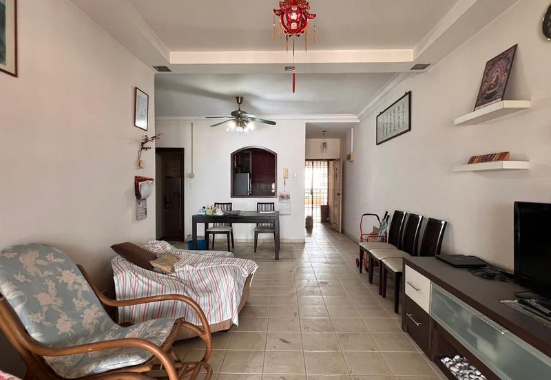 Prima Regency (Dorchester Court)