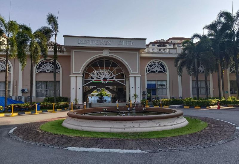 Prima Regency (Dorchester Court)