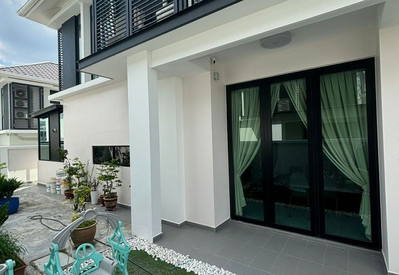 Setia Tropika Semi D