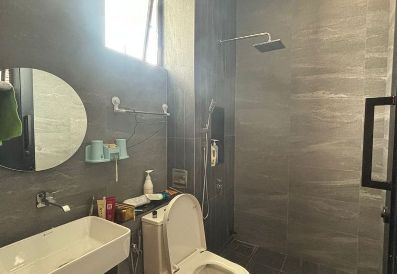 Setia Tropika Semi D