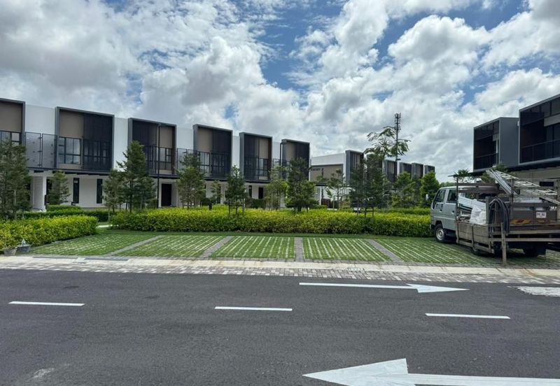 Senibong Cove Waterway Residences