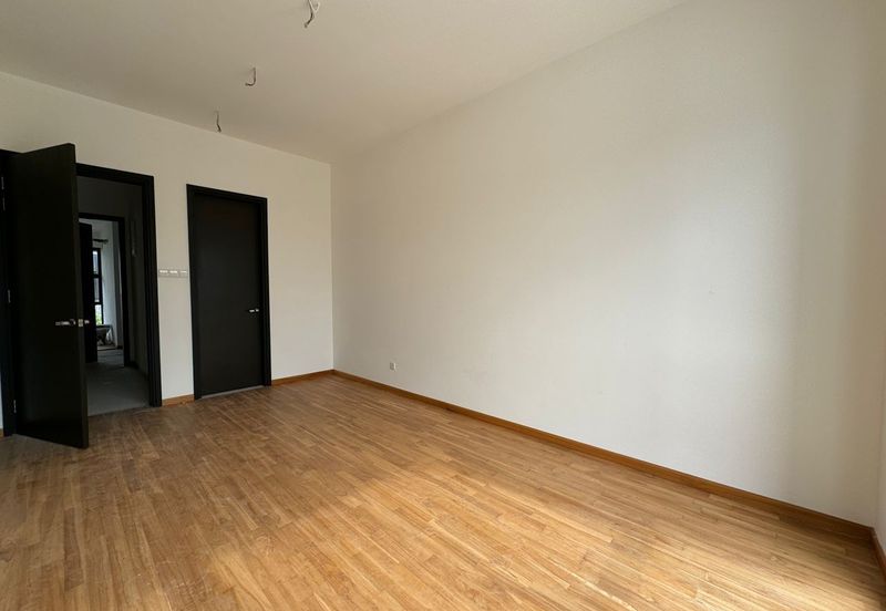 Senibong Cove Waterway Residences