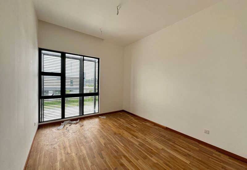 Senibong Cove Waterway Residences