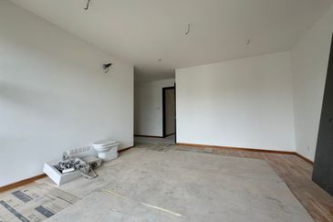 Senibong Cove Waterway Residences