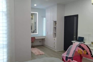 Bandar Baru Seri Alam