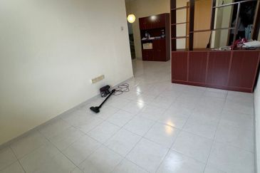 Sri Lanang Flat (Rumah Pangsa Sri Lanang)